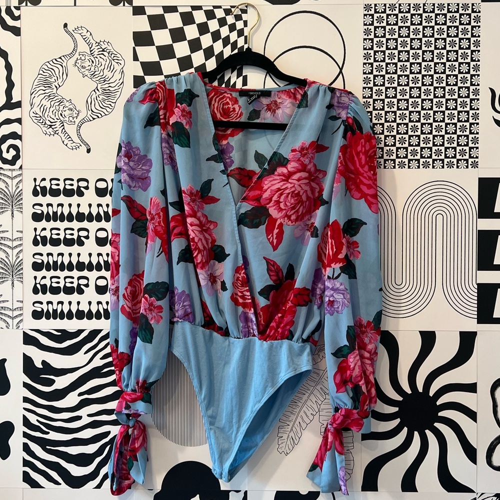 💘Floral Print F21 Bodysuit💘